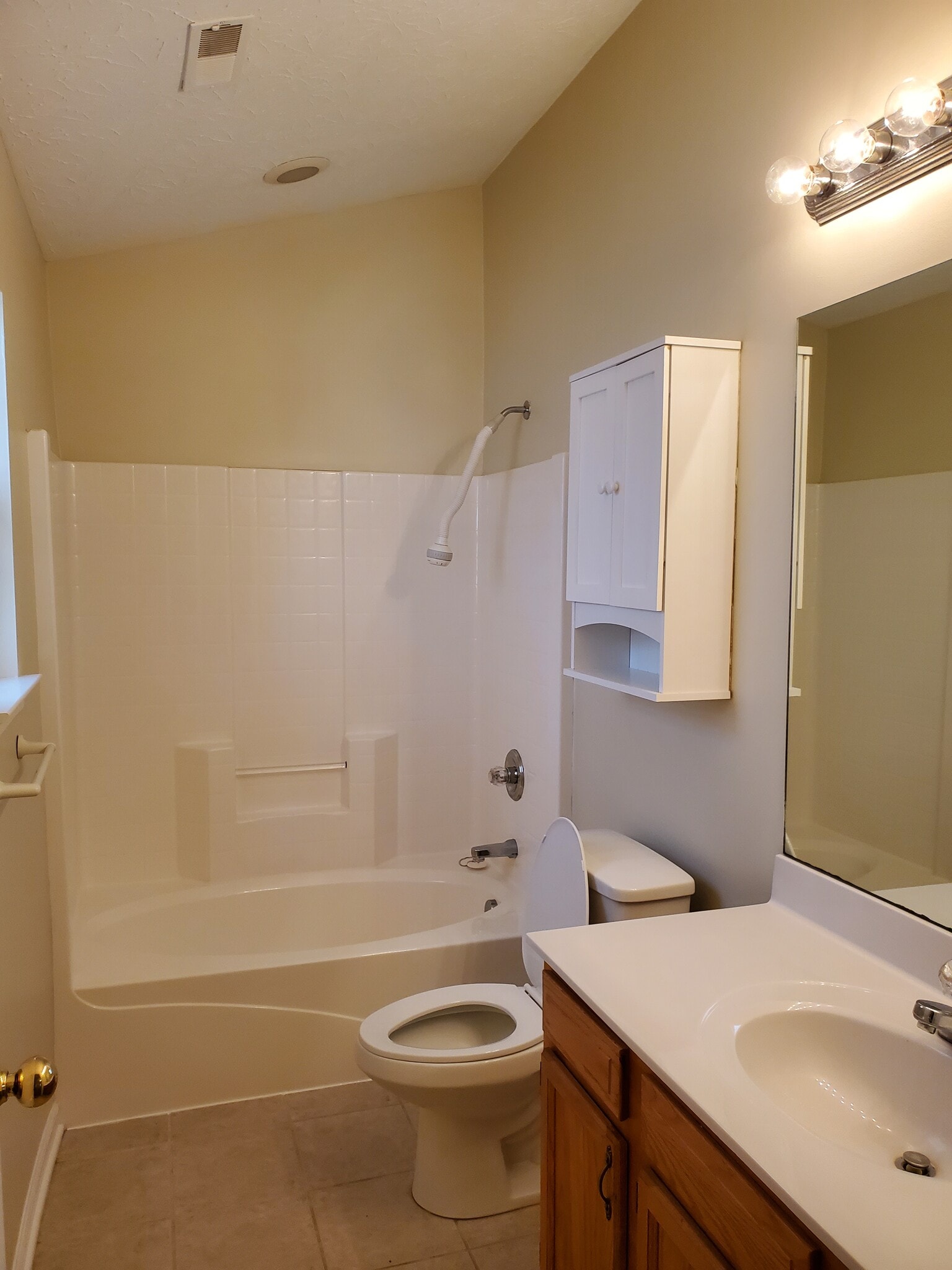 Master Bath - 2748 Michelle Park