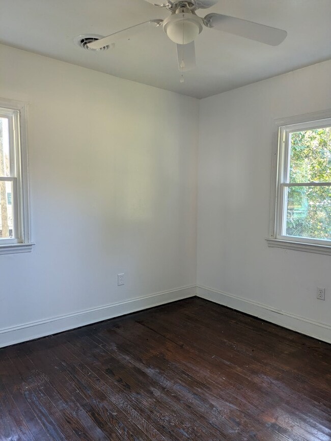 Building Photo - 7142 Martins Siding Rd