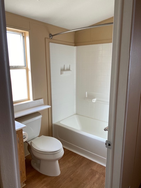 Master bath - 11275 N 99th Ave