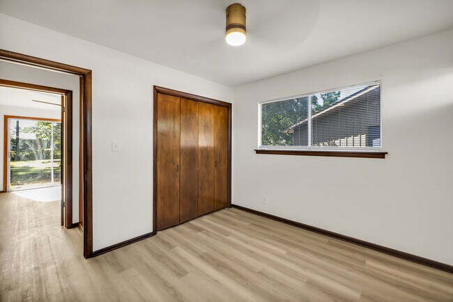 Building Photo - 5611 S Trenton Ave