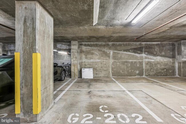 Building Photo - 475 K St NW