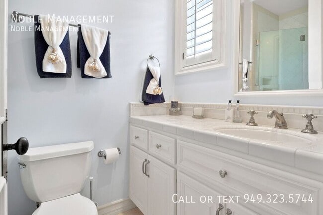 Building Photo - 1514 E Oceanfront-