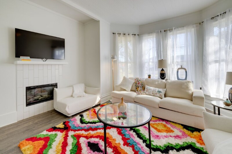 Building Photo - 414 S Holladay Dr