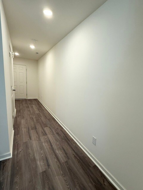 Building Photo - 2429 Brookville Dr
