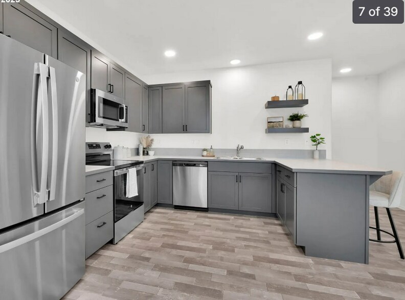 Building Photo - 4353 Kalmia St