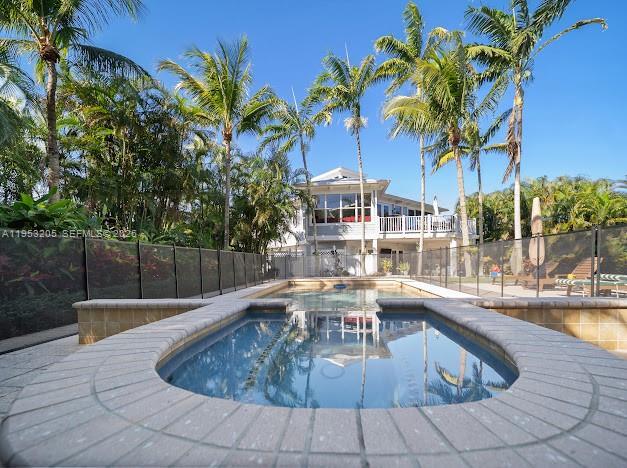 Building Photo - 17433 SE Indian Hills Dr