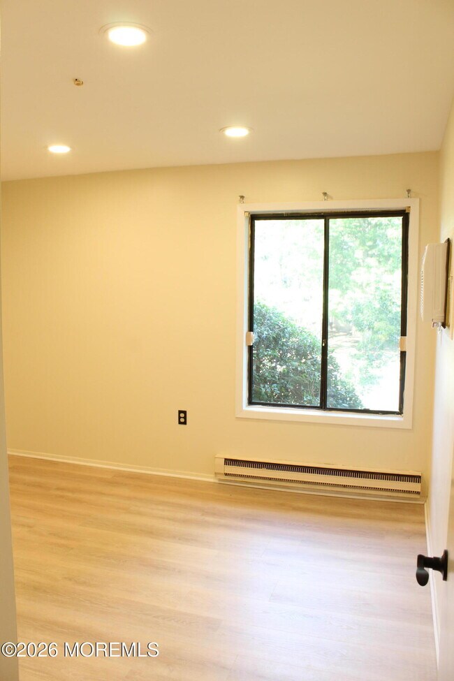 Building Photo - 7 Pine Cluster Cir