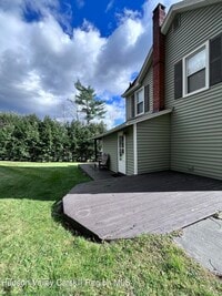 Building Photo - 6 Penrose Park