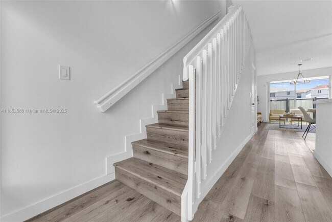 Building Photo - 21245 NE 8th Pl