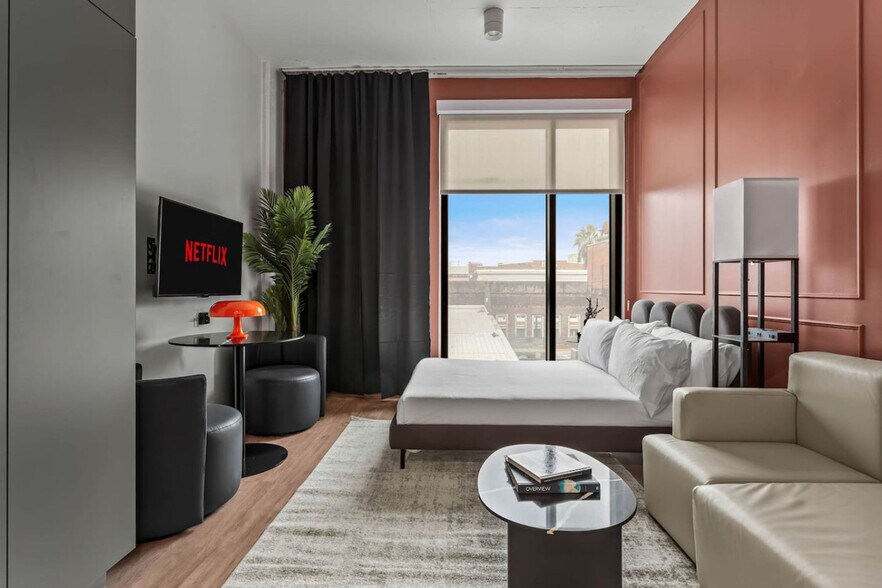 Primary Photo - 1704 N 17th St