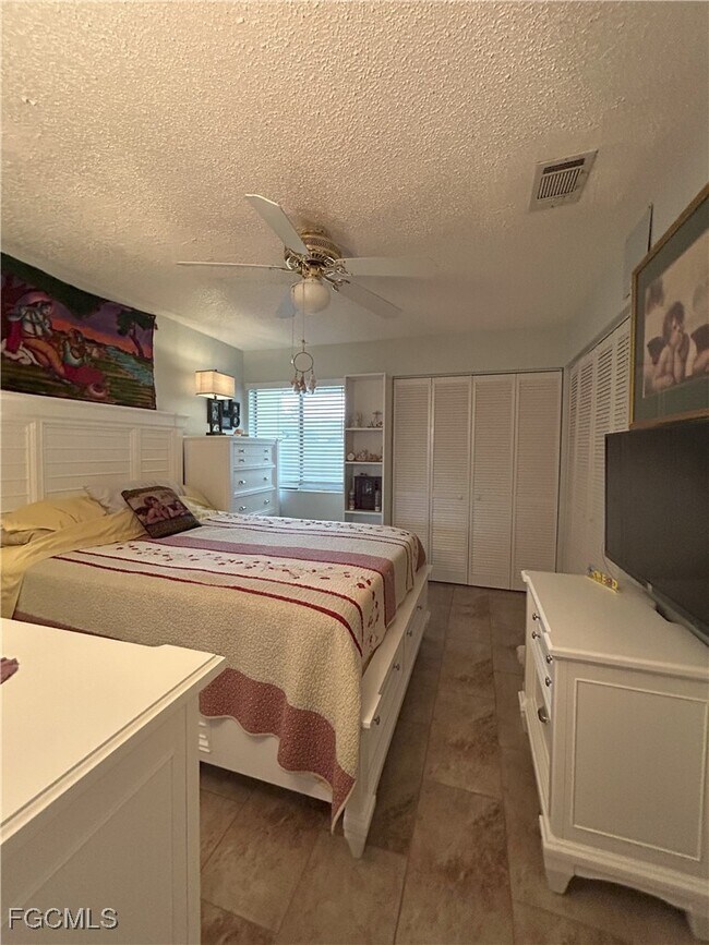 Building Photo - 5560 Longleaf Dr