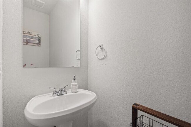 Building Photo - 5107 Albany Shores Ln