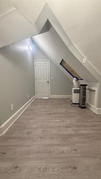 Building Photo - 209 Cottage St.