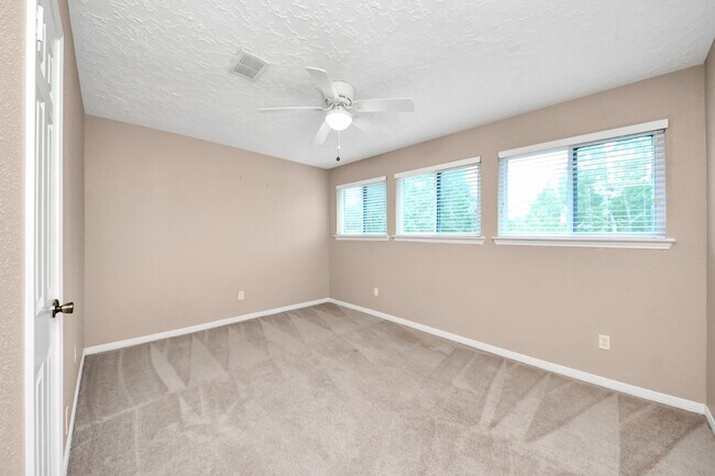 Building Photo - 3834 Carya Cir