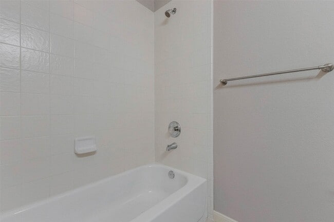 Building Photo - 14702 Hawksmoor Ct