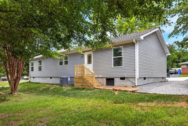 Building Photo - 6683 Gary Ln
