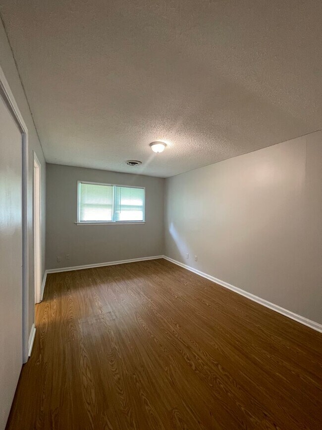 Building Photo - 1224 Zephryhills Drive Montgomery, AL 3610...