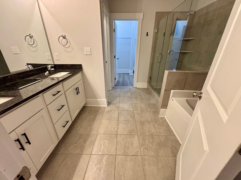 Building Photo - 9133 Monteagle Blvd SE