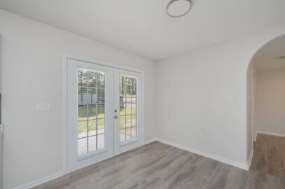 Building Photo - 126 Camellia Pl