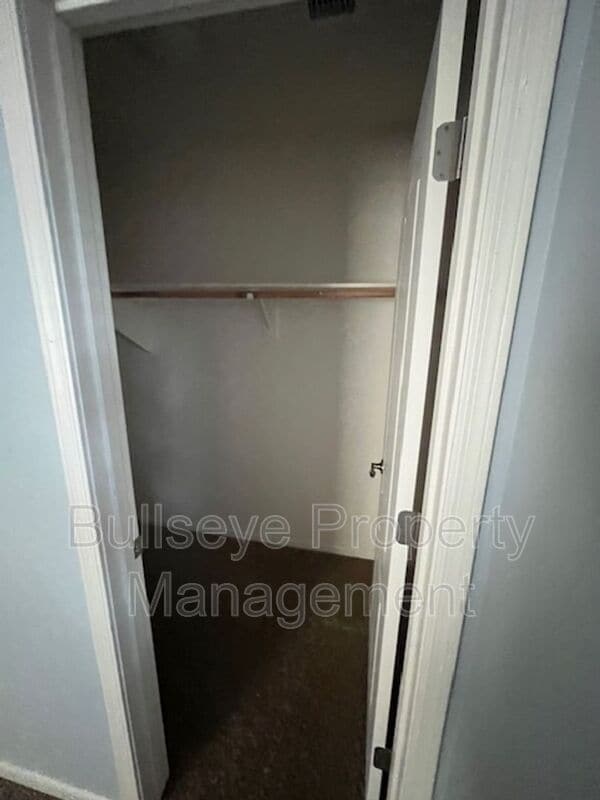 Building Photo - 3474 E Liberty Ln