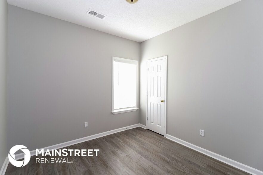 Building Photo - 9223 Chastain Pl