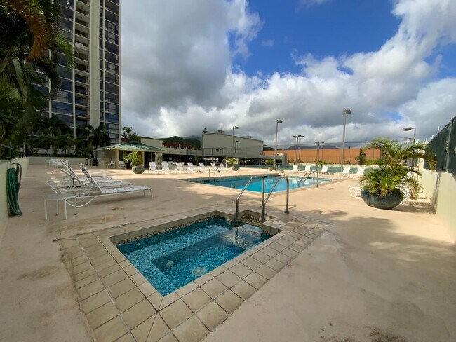 Building Photo - WINDWARD PASSAGE WITH OCEAN VIEWS