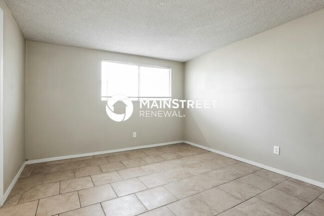 Building Photo - 6711 E 45th St