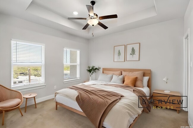 Building Photo - 229 High Dr