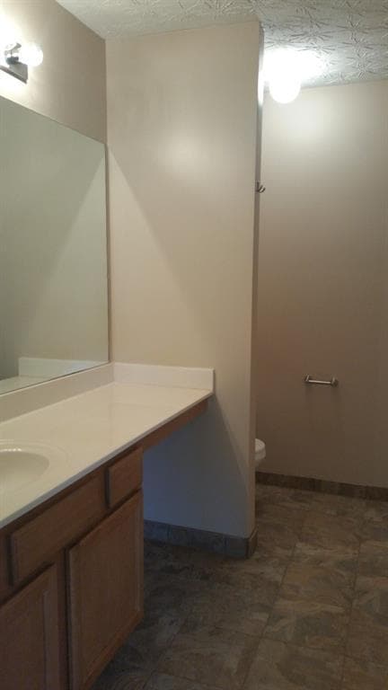 Building Photo - 2740 Heathrow Dr