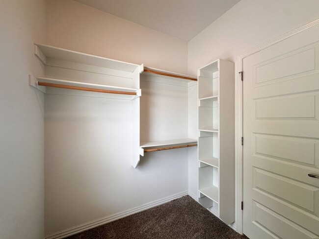Building Photo - 3933 Williams Cove