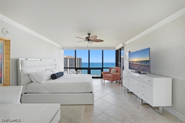Building Photo - 4751 Gulf Shore Blvd N