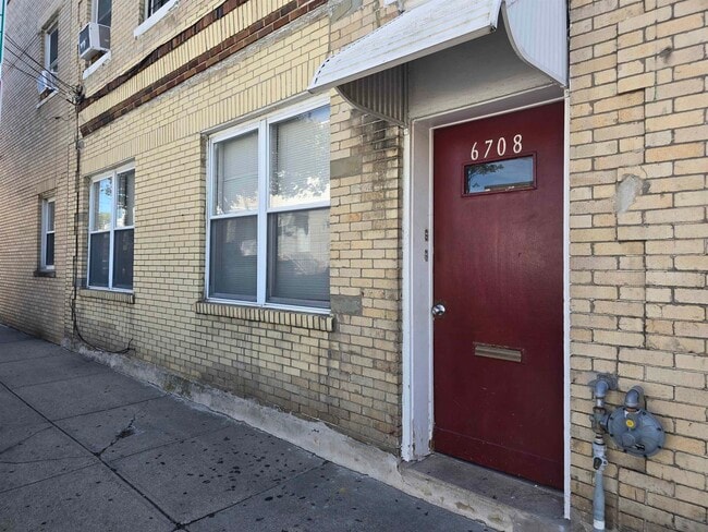 Building Photo - 6708 Newkirk Ave