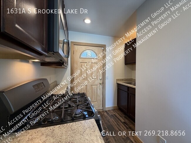Building Photo - 1631A S Crooked Lake Dr-