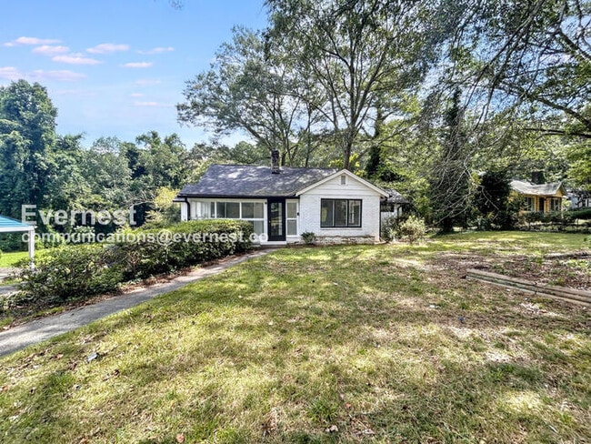 Building Photo - 1026 Lynhurst Dr SW