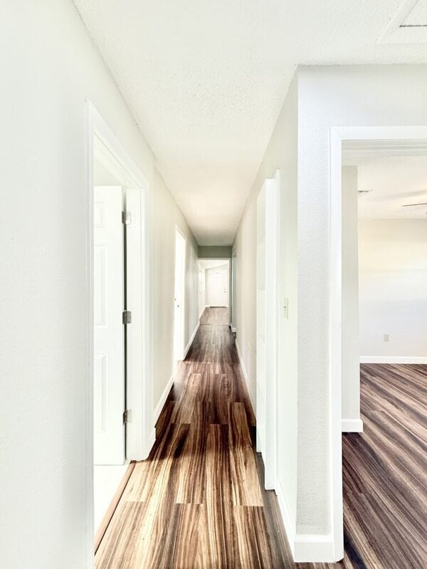 Building Photo - 1221 Jewel Ave