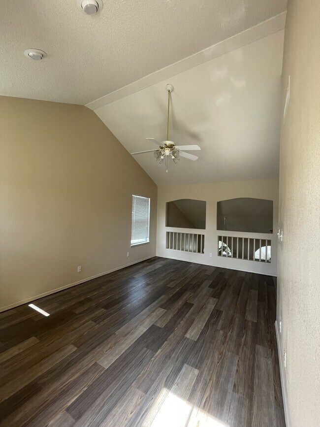 Building Photo - 3708 Prairie Rose St