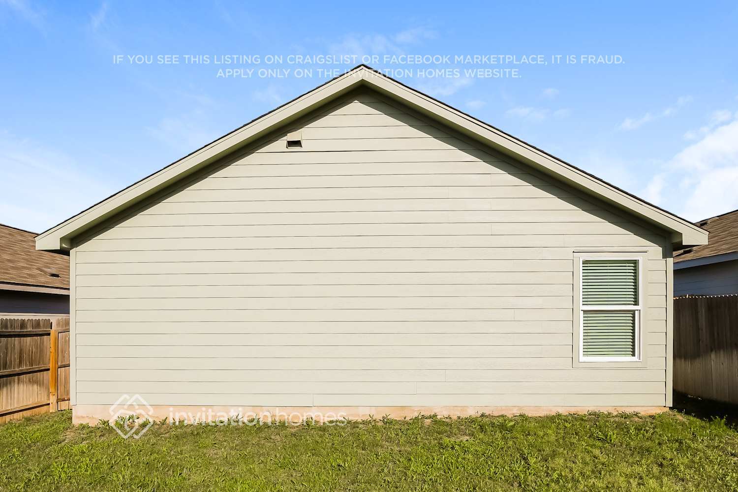 Building Photo - 5735 Leon Pl