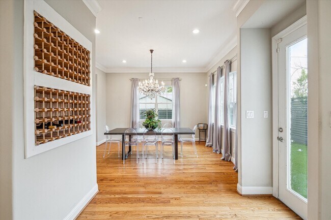 Building Photo - 1502 Whispering Pines Dr