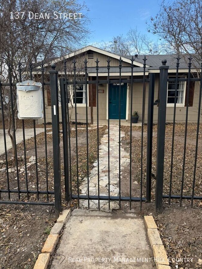 Building Photo - 137 Dean St