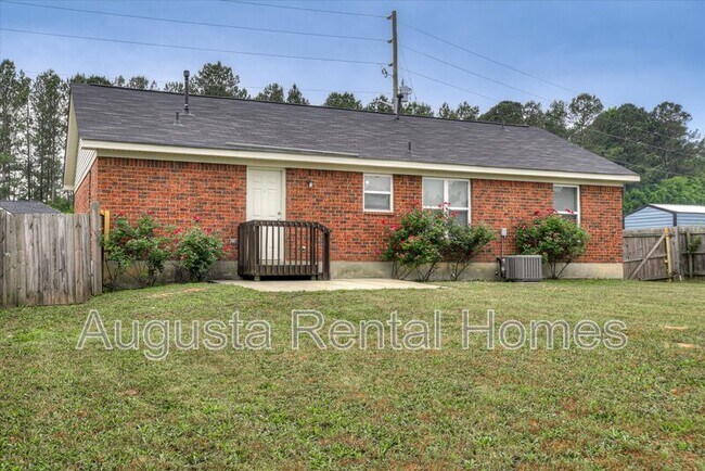 Building Photo - 4728 Laural Oak Dr