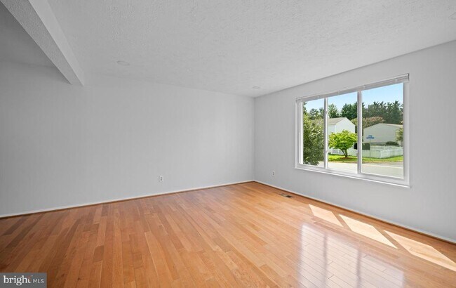 Building Photo - 4005 Pickstone Dr