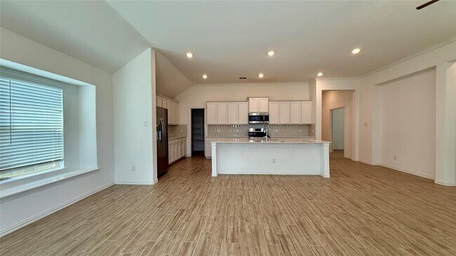 Building Photo - 13018 Hydeland Dr