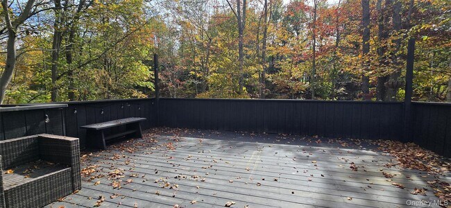 Building Photo - 12 Zematt Ct