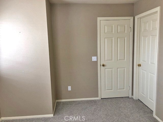 Building Photo - 444 Middlebury Ct