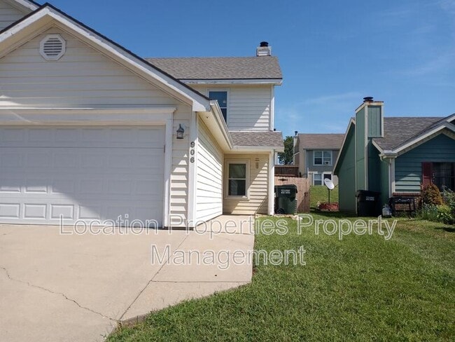 Primary Photo - 906 Christie Ct