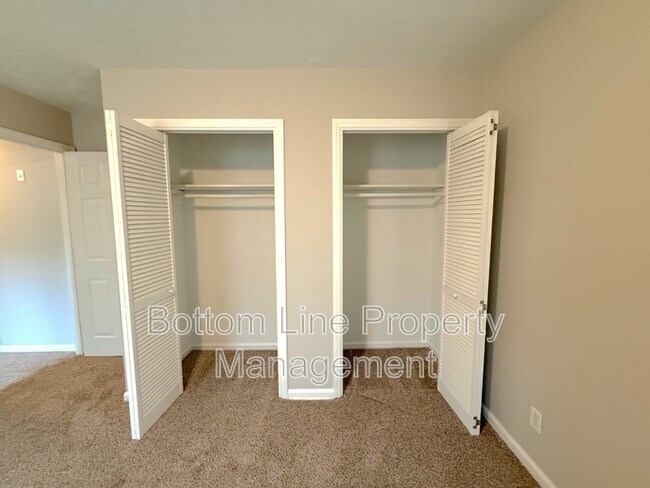 Building Photo - 3315 Wiseman Dr