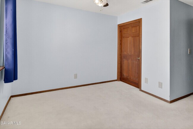 Building Photo - 41537 Poplar Cir