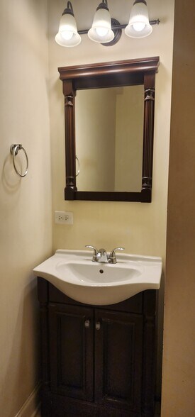 Walk-in shower bathroom - 2018 Lake St