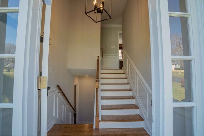 Building Photo - 123 Temple Cir