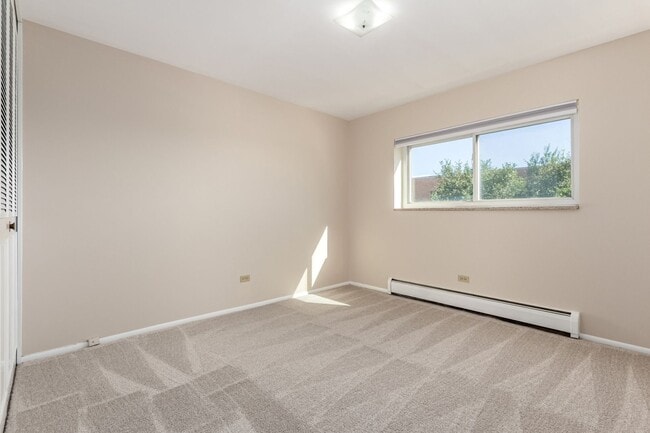 Building Photo - 830 20th St